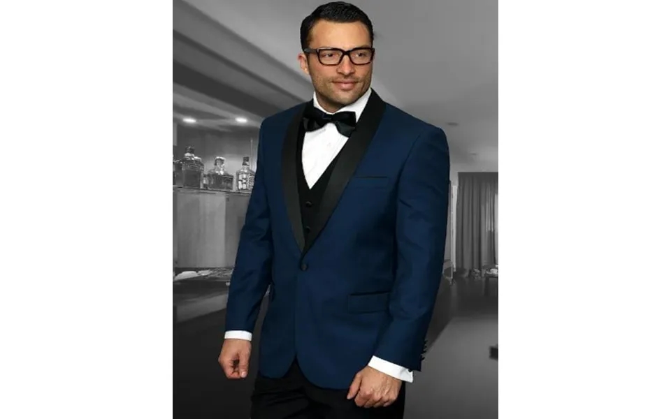 Navy Blue Groomsmen Suits