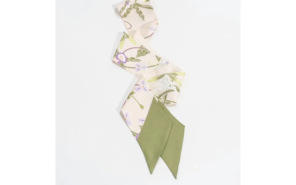 Cottage Vines Twilly Scarf