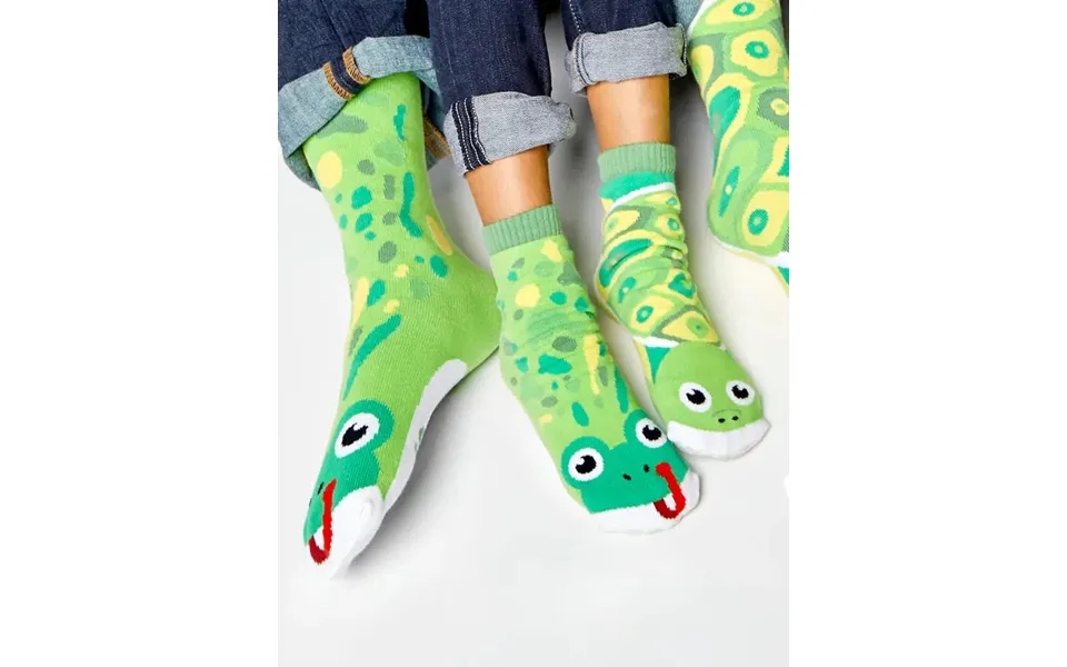 Frog & Turtle Matchy Mismatchy Socks Set 2nd Pair Adult Small 1st Pair Adult Large