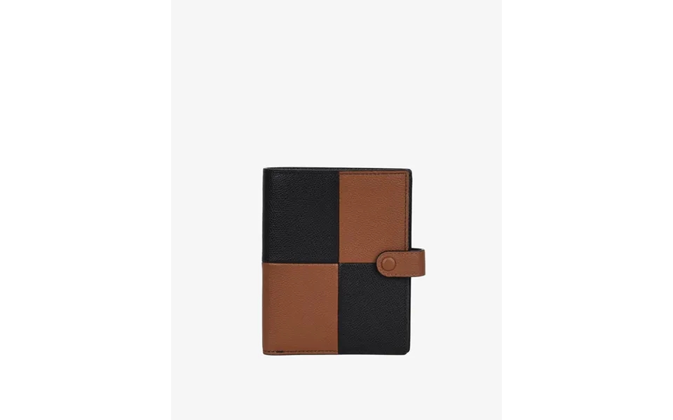 Luxe Traveler's Wallet With Coin Pocket Color Cognac Check