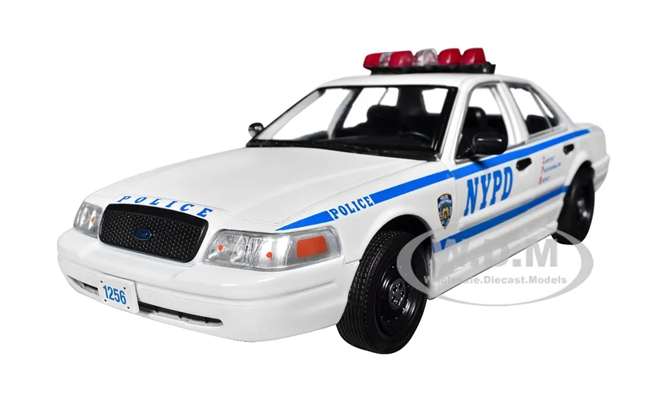 2003 Ford Crown Victoria Police Interceptor White Nypd New York City Police Department Quantico 2015-2018 Tv Series Holl