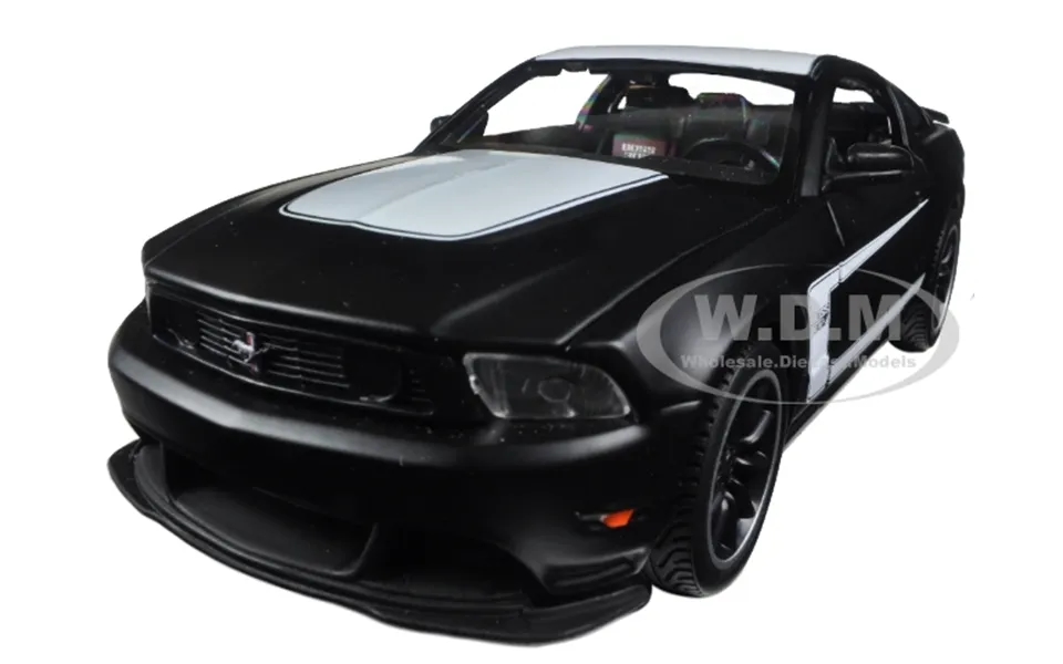 2012 Ford Mustang Boss 302 Matt Black And White 1 24 Diecast Model Car By Maisto