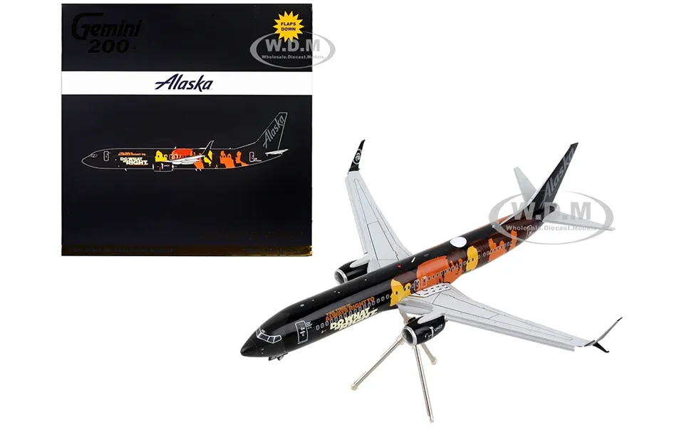 Boeing 737-900er Commercial Aircraft With Flaps Down Alaska Airlines - Our Commitment Black With Graphics Gemini 200 Ser
