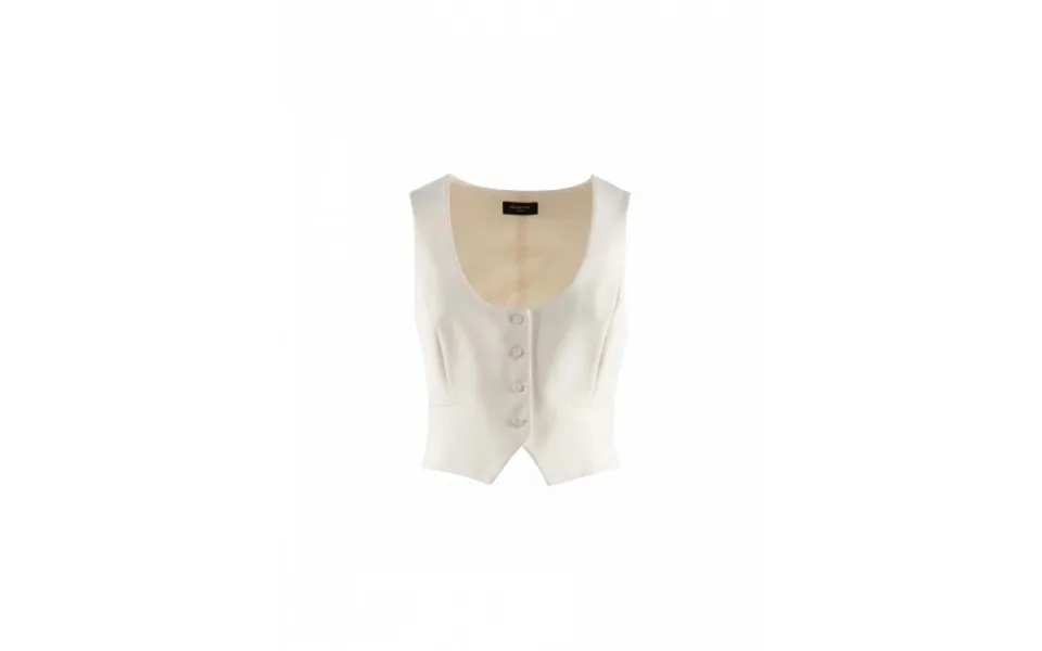 Woman Nenette Furniture