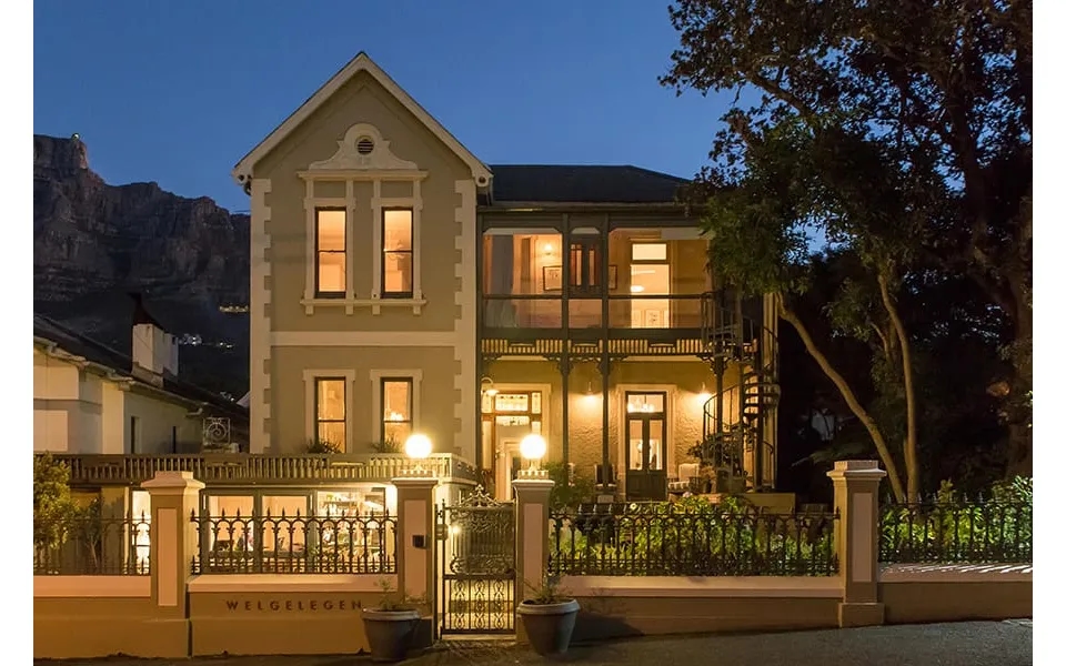 Affordable Cape Town - Kruger & Vic Falls