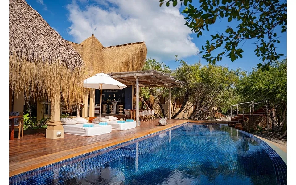 Luxury Benguerra Island Holiday