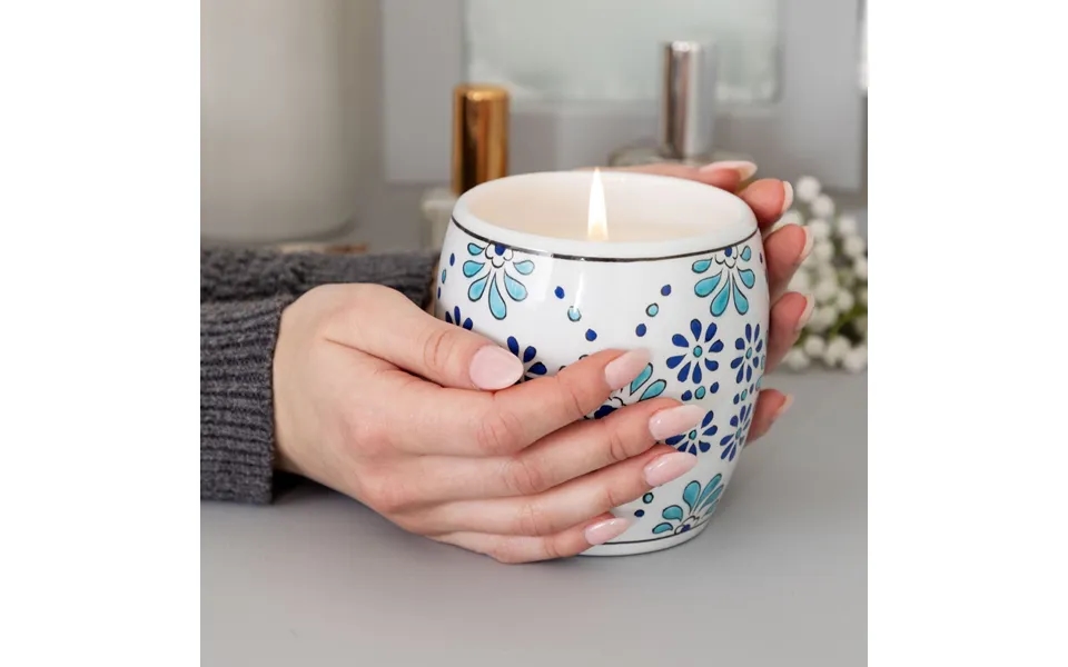 Ceramic Artisan Hand-poured Candle - Splendor