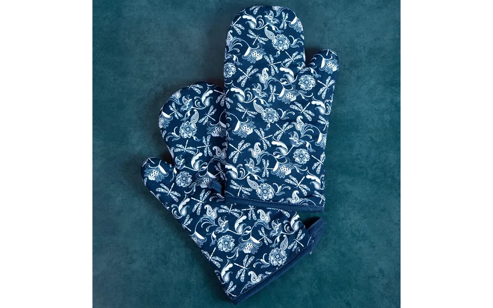 Distinctly Designed Oven Mitts - Set Of 2
