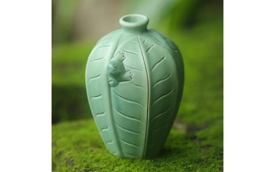 Frangipani Frogs Leaf & Tree Ceramic Vase