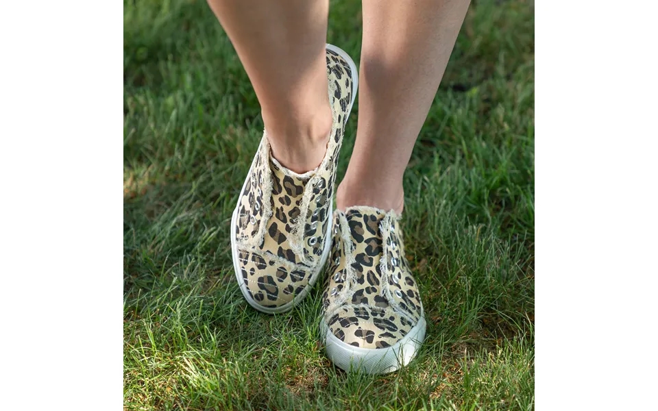 Girlie Girl Slip-on Canvas Sneakers - Brown Leopard