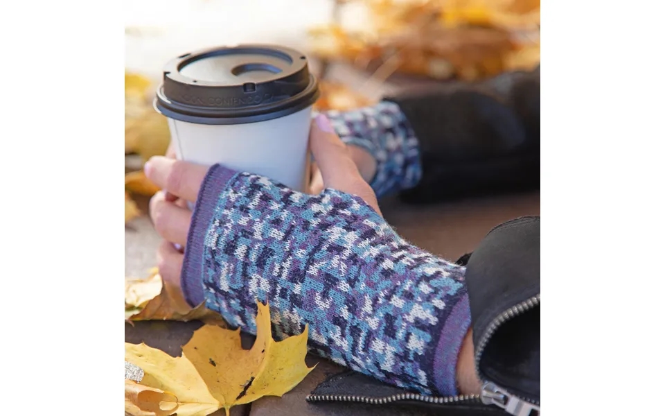 Small Squares Baby Alpaca Fingerless Mittens - Purple