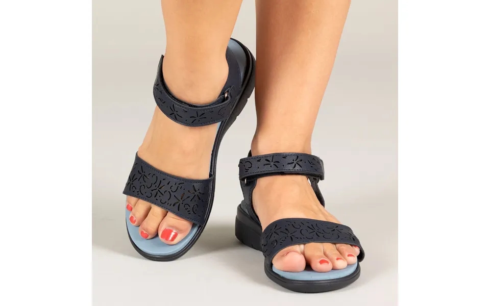 Strappy Cutout Dragonfly Sandals - 10