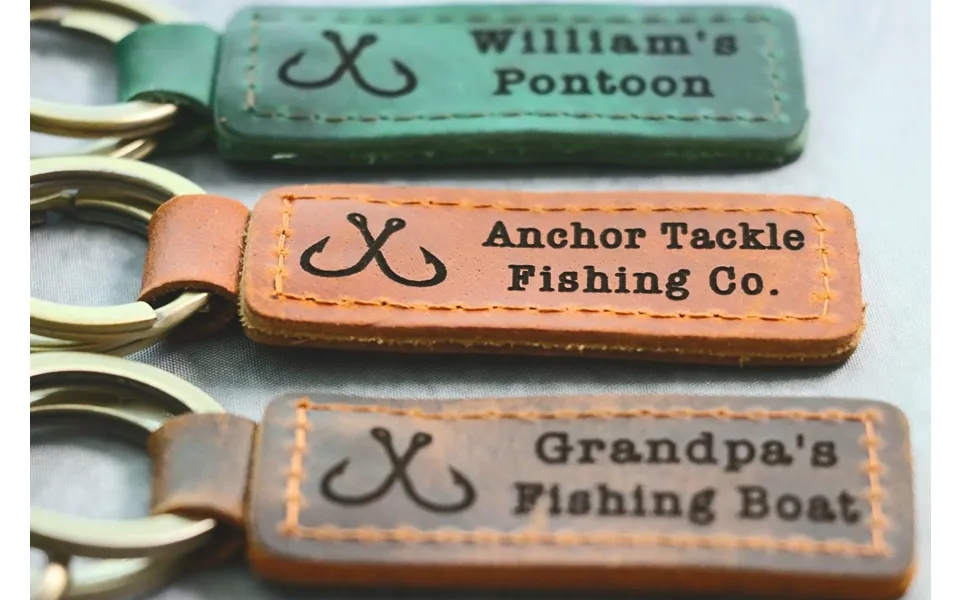 Fishing Personalized Keychain - Pontoon Keyring