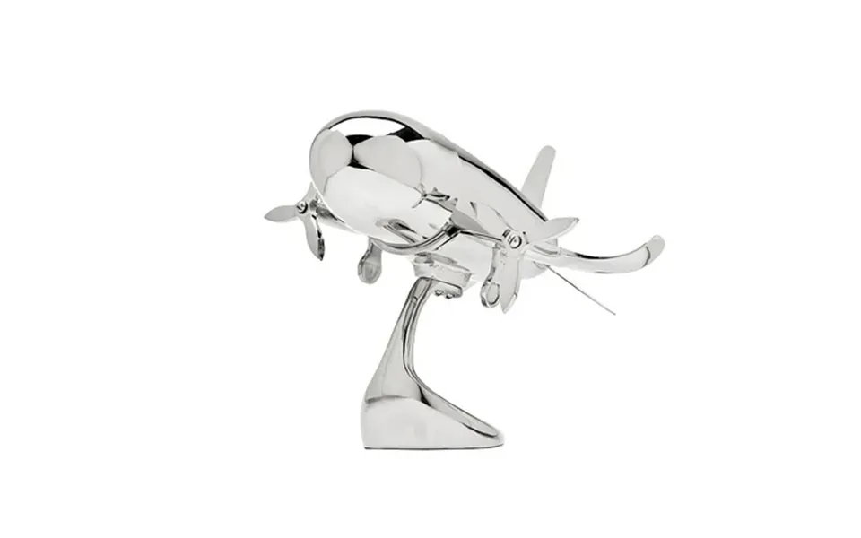 Airplane-cocktail-shaker-on-stand