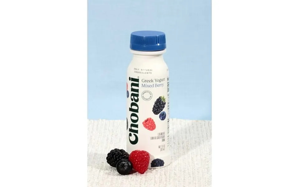 Chobani Mixed Berry Drinkable Yogurt 7 Fluid Ounce -- 8 Per Case