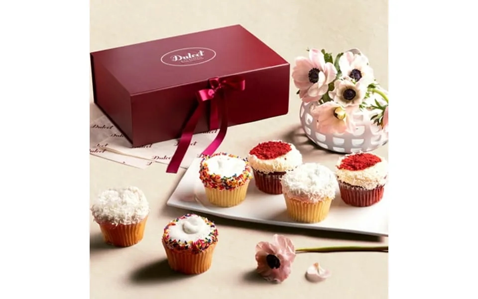 Dulcet Gift Baskets Tasty Vanilla Jumbo Cupcake Assortment Party Box