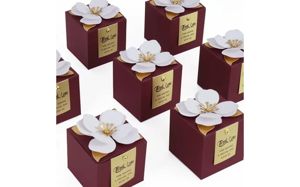 Gingprous 20 Pcs Red 3.54 Inch Wedding Favor Boxes With Thanks Card Square Flower Candy Boxes Paper Bridal Gift Box For