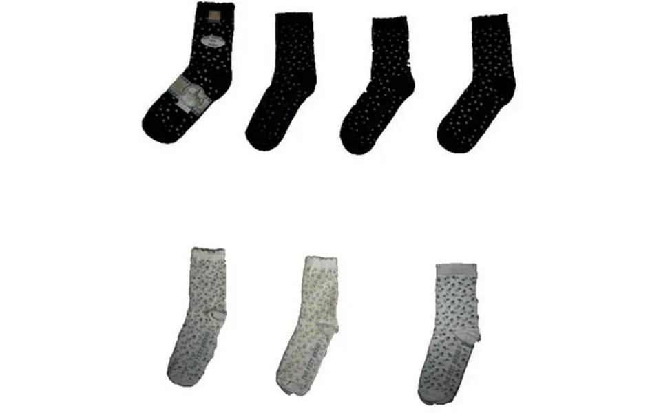 Girl Teen Ages Floral Anklet Crew Socks. Ages 2-3 Years Sock Sizes 6-7