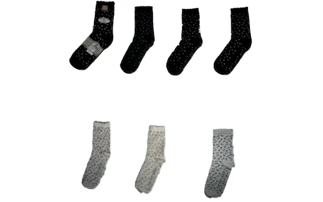 Girl Teen Ages Floral Anklet Crew Socks. Ages 2-3 Years Sock Sizes 6-7  product image