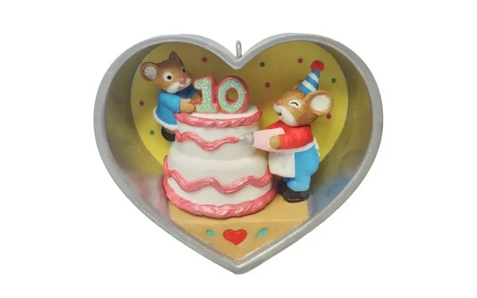 Hallmark Ornament 2021 Ten Sweet Years - Cookie Cutter Mouse Special Edition Qxe3282
