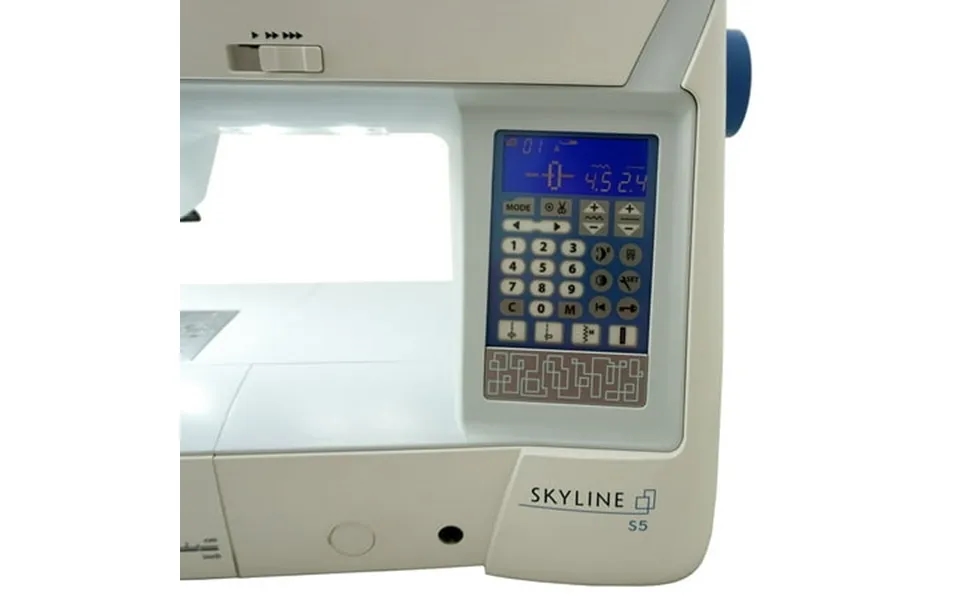Janome Skyline S5 Computerized Sewing And Quilting Machine