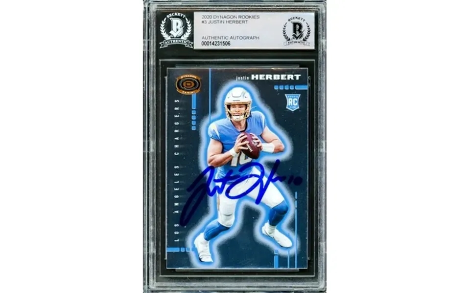 Justin Herbert Autographed 2020 Panini Chronicles Dynagon Rookie Card D-3 Los Angeles Chargers Beckett Bas 14231506