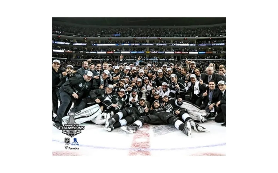 Los Angeles Kings Unsigned 2014 Stanley Cup Champions Team Celebration Photograph