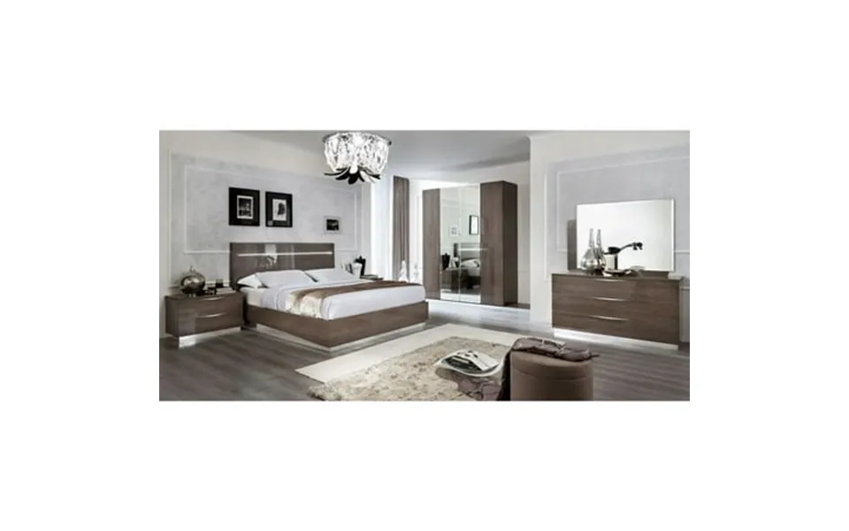 Platinum Legno 5-piece Modern Bedroom Set Silver Birch King