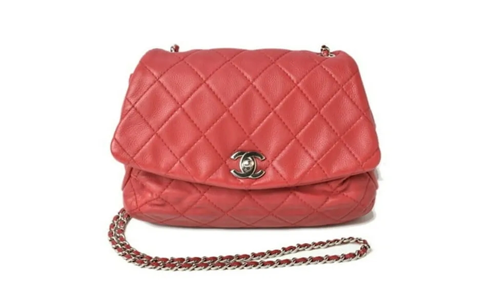 Pre-owned Chanel Chain Shoulder Bag Leather Matelasse Quilting Stitch Red Silver Good