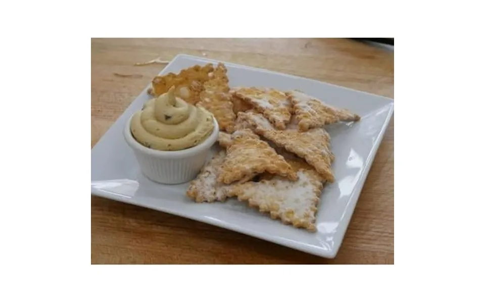 Seviroli Cannoli Chips 4.5 Pound - 1 Each.