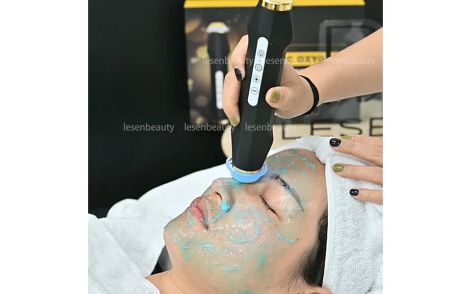 Skin Care Popular Oxygen Bubble Pen Charm Skin Whitening And Portable Beauty Instrument