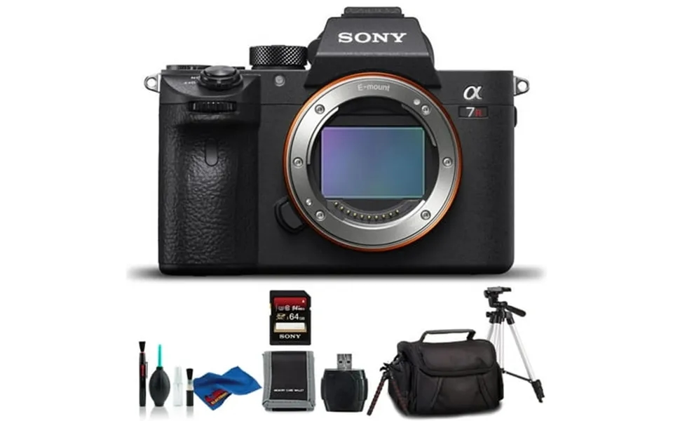 Sony Alpha A7r Iii Mirrorless Digital Camera - Deluxe Kit