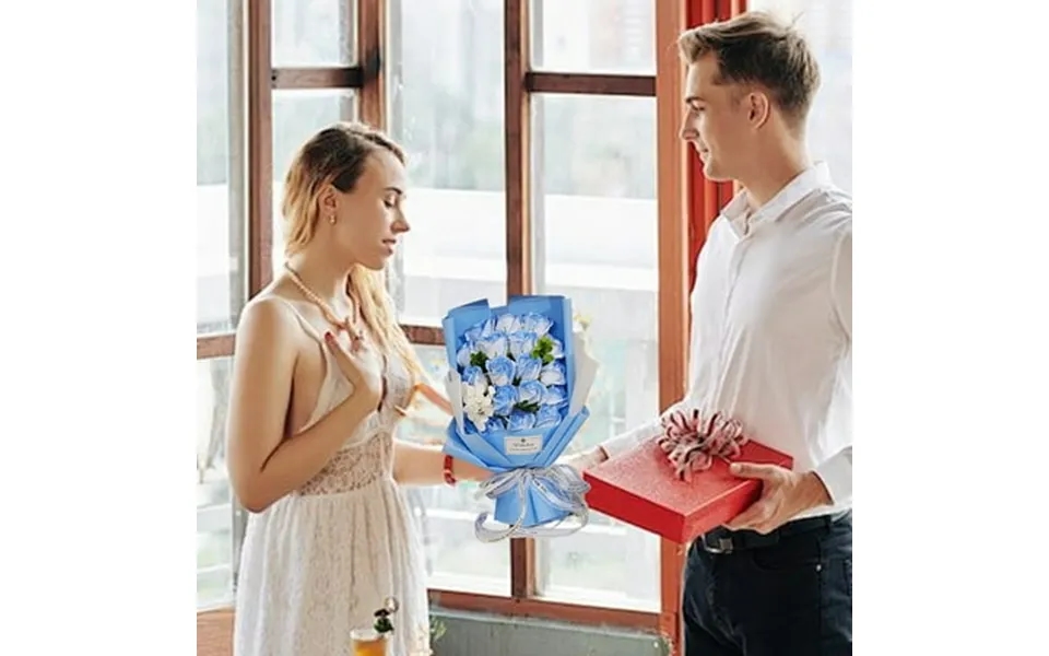 Yibai 18 Rose Soap Bouquet Everlasting Bouquet Gift Box Valentine S Day Gift Suitable For Wife Mother S Valentine S Day