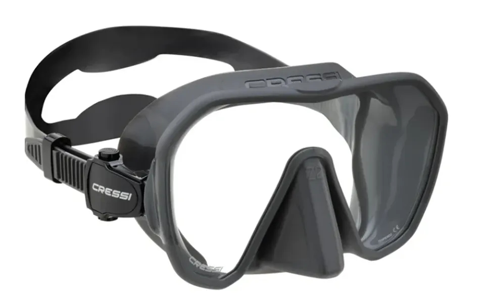 Cressi Z2 Scuba Mask - Graphite Frame Clear Lenses