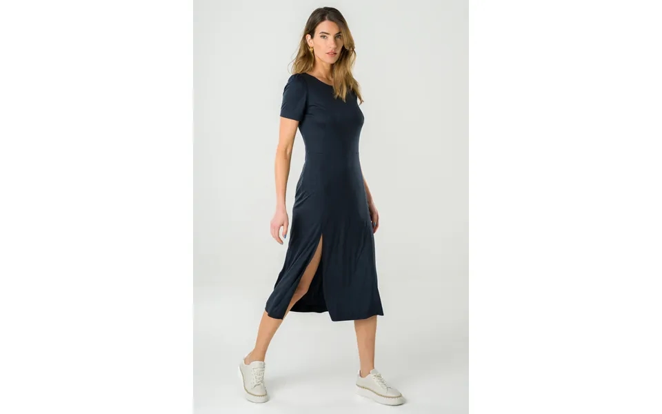 Robe Victoria Marine Size L