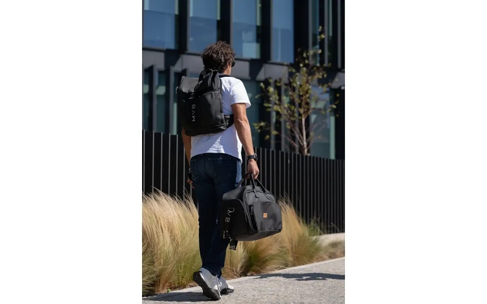 Xclusive Vegan Duffle Bag Black