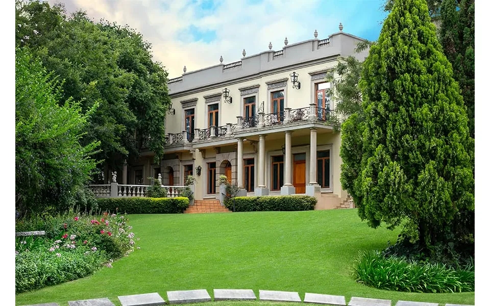 Romantic Botswana's Delta - Khwai & Savute