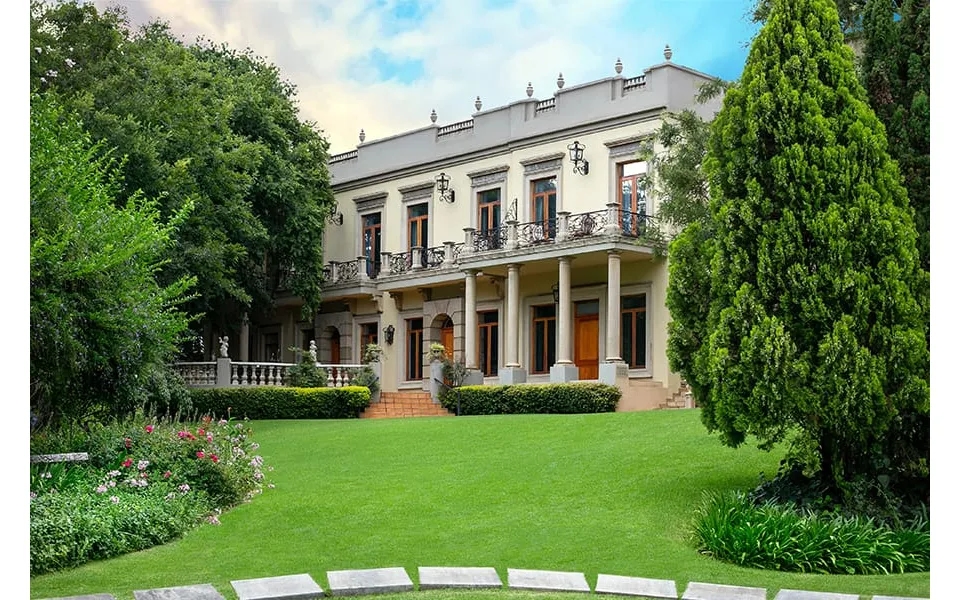 Romantic Botswana's Delta - Khwai & Savute