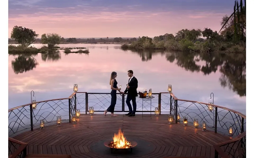 Victoria Falls & Zimbabwe Community & Wildlife Safari