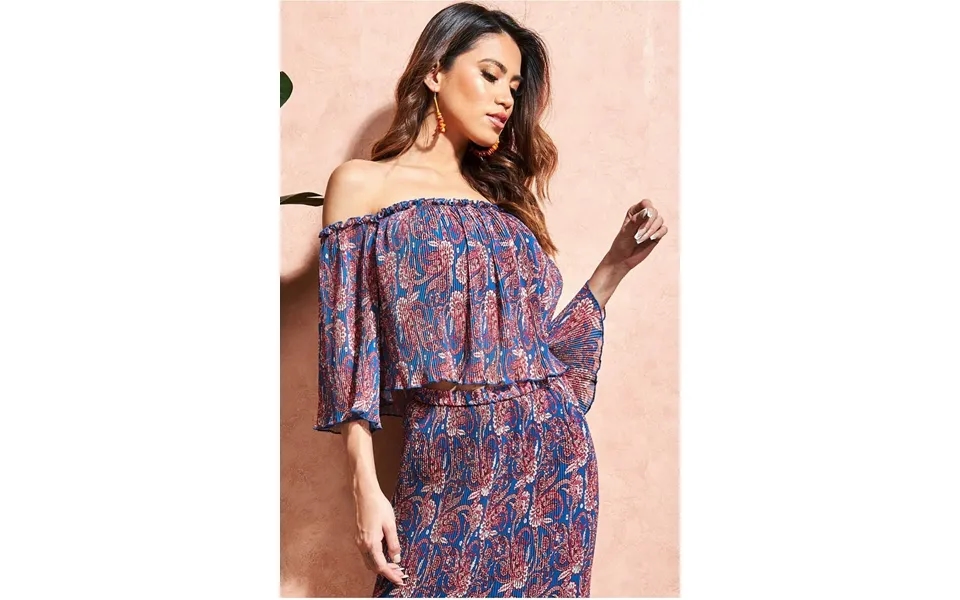 City Goddess Off The Shoulder Printed Crop Top - Blue