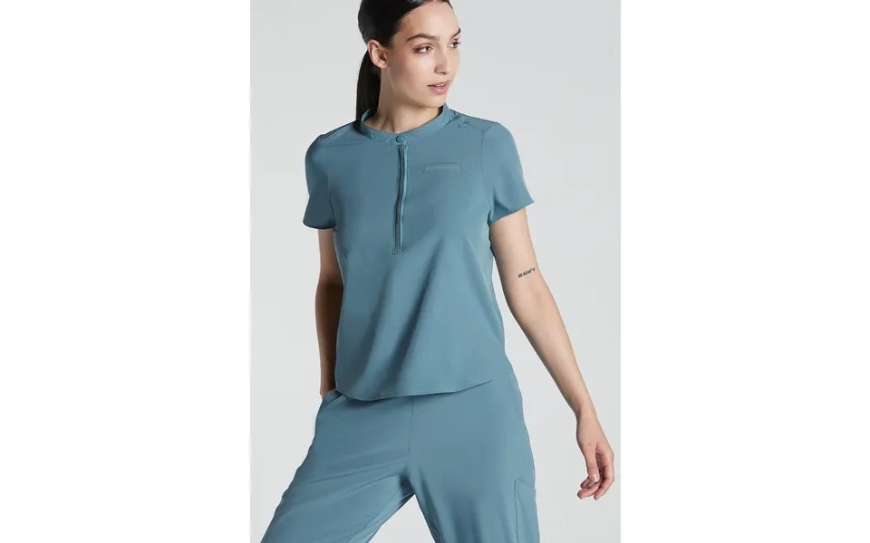Susie 2 Pocket Scrub Top