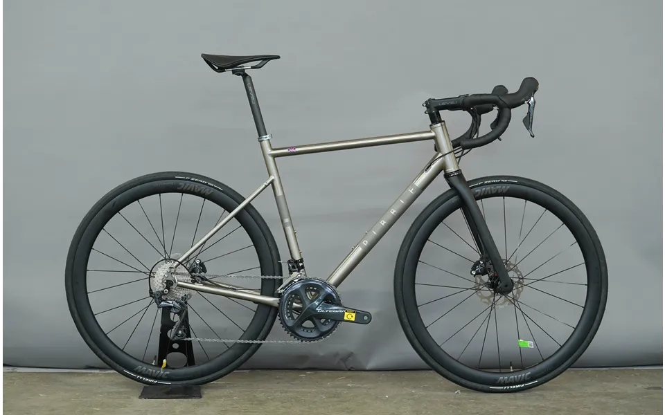 Ribble Endurance Ti Disc - Shimano Ultegra 11-spd