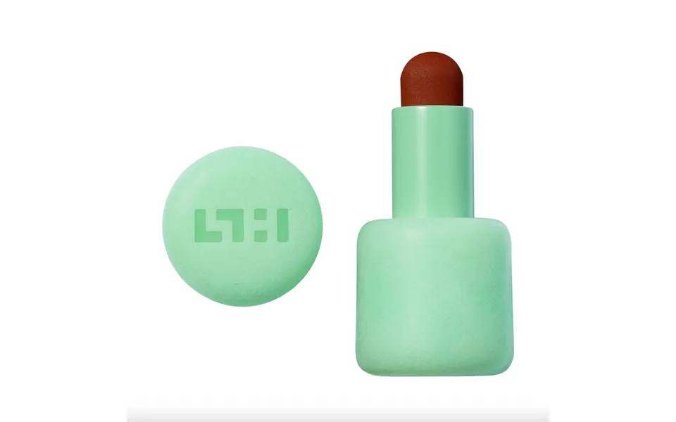 Velvet Blur Matte Lipstick Balm