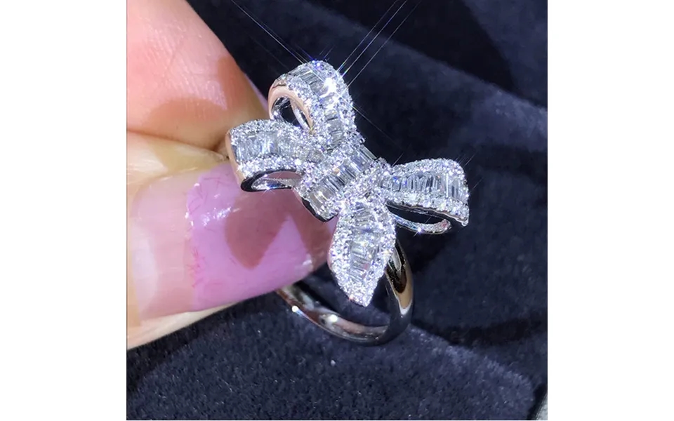 Cao Shihua Fairy Series New Bowknot Ladder Square Ring Beautiful Luxury Simulation Diamond Ring Temperament Girl