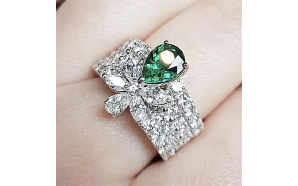 Cao Shiyin Live Luxury Light Luxury Water Drop Zircon Ring Full Of Pear Shaped Flower Women's Ring Accessories