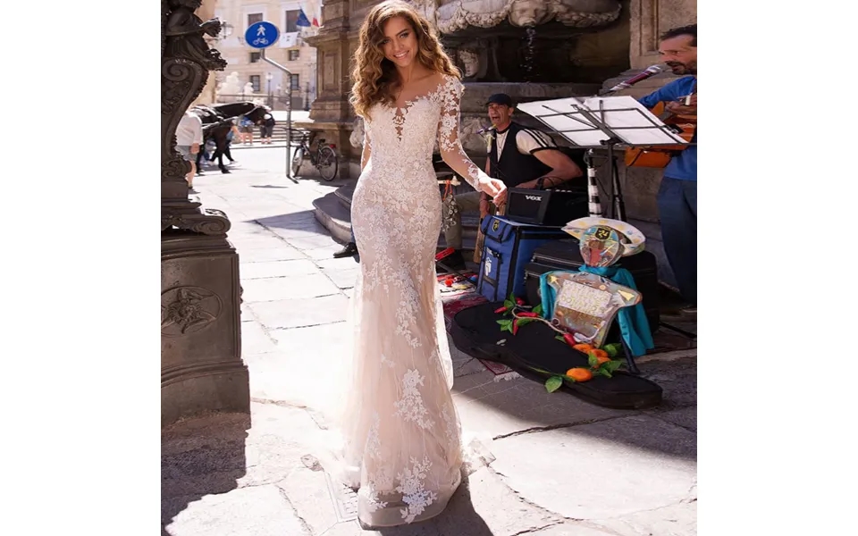 Women's Dress Wedding Gown Bridal Lace Long Sleeve Wedding Gown Train